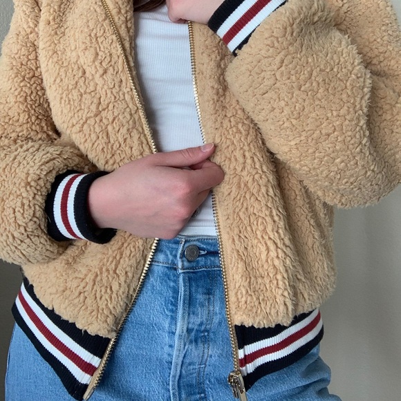 Teddy Jacket - Picture 3 of 3